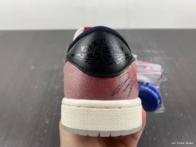 1st Kicks Shoes BLACK' JORDAN LOW 1 OG AIR X 'RED TROPHY FN0432-017 ROOM 0603